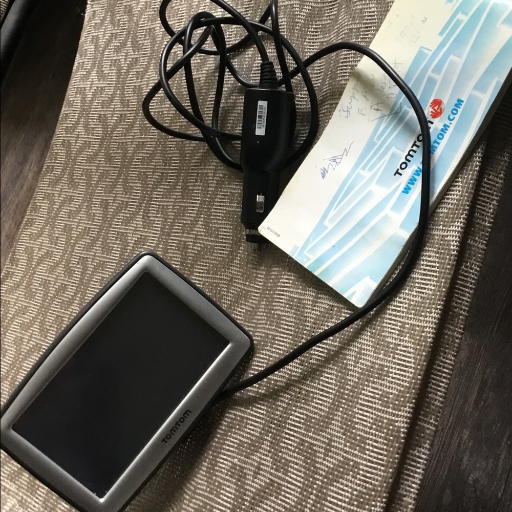 GPS - Picture 2 of 5